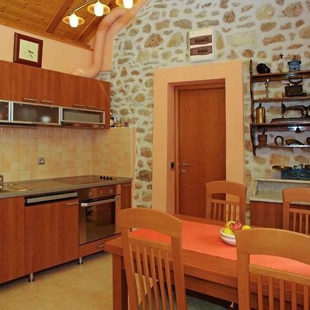Apartment Menego A2 Bol-Center, Croatia Екстериор снимка