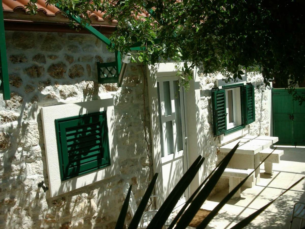 Apartment Menego A2 Bol-Center, Croatia Екстериор снимка